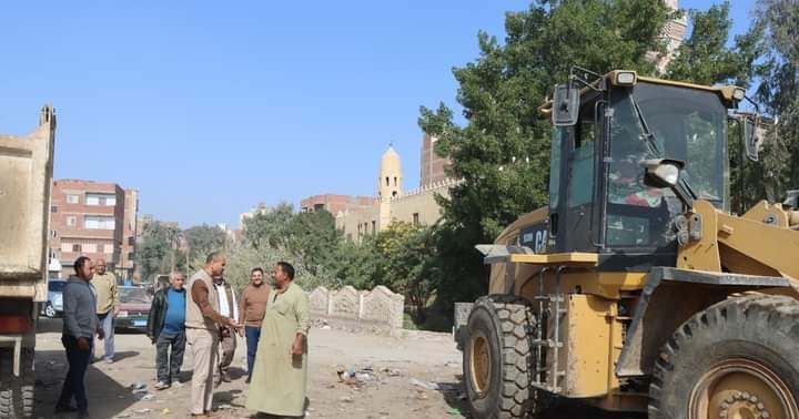 إزالة القمامة من الشوارع