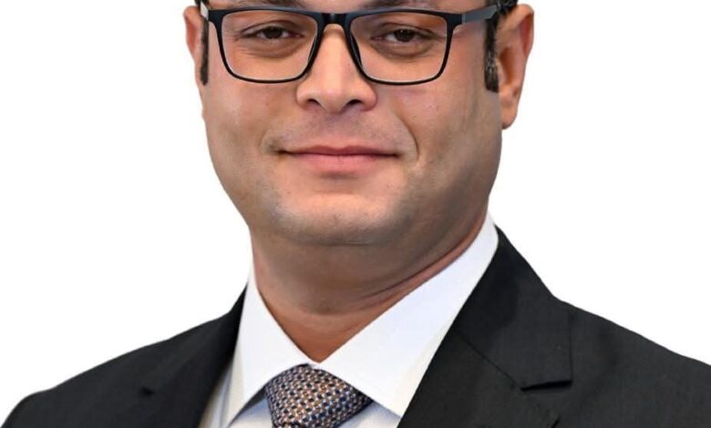 المهندس الشربيني وزير الإسكان