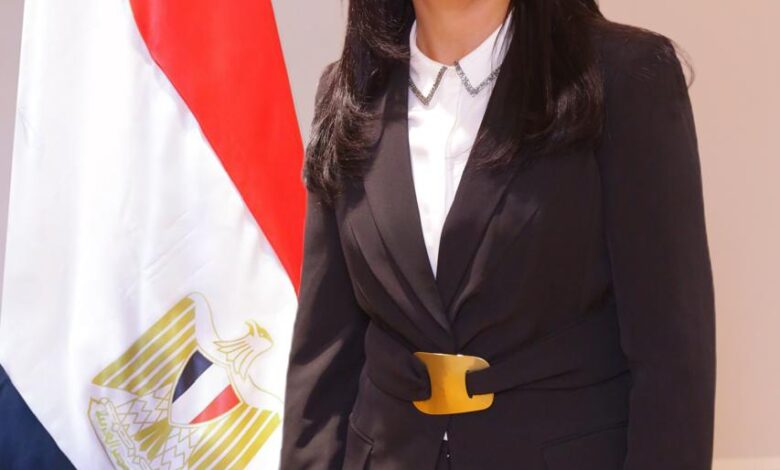 الدكتورة مايا مرسي