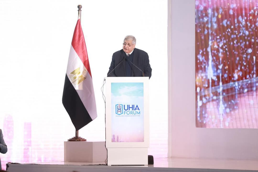 الدكتور عوض تاج الدين 