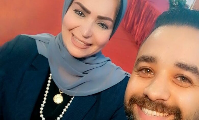 الفنان علاء طلبة والدكتورة فاتن عزازي