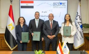 إدارة حركة الشاحنات بميناء السخنة
