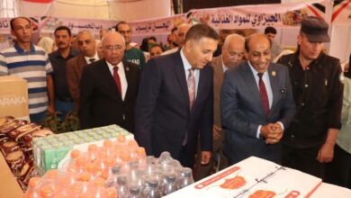محافظ القلوبية يفتتح معرضين لي توفير السلع الغذائيه
