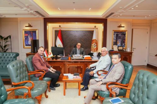 550 فرصة عمل للشباب في 6 محافظات 