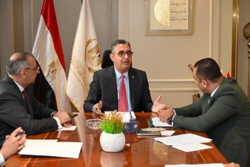 اجتماع وزير التموين ومجلس الشيوخ